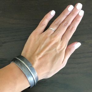 🔥FLASH SALE🔥chan luu feather cuff .925 sterling